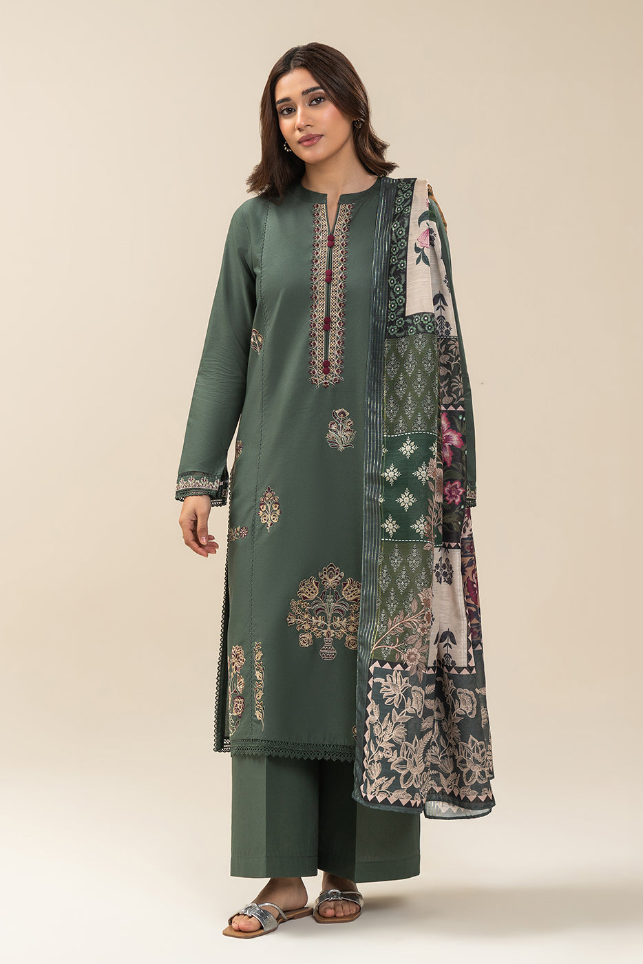 3 PIECE EMBROIDERED LAWN SUIT-MYSTIC TEAL SUIT