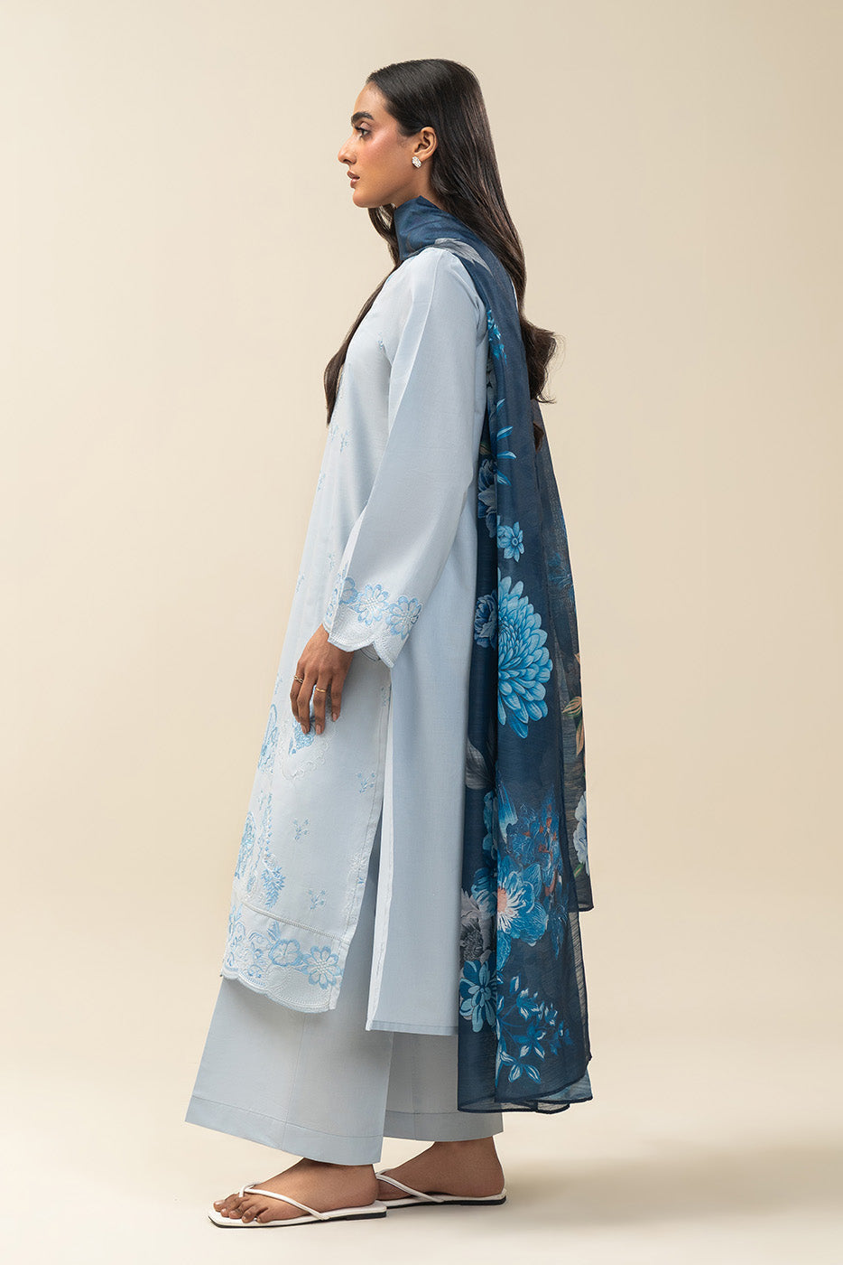 3 PIECE EMBROIDERED LAWN SUIT-FADED BREEZE (UNSTITCHED)