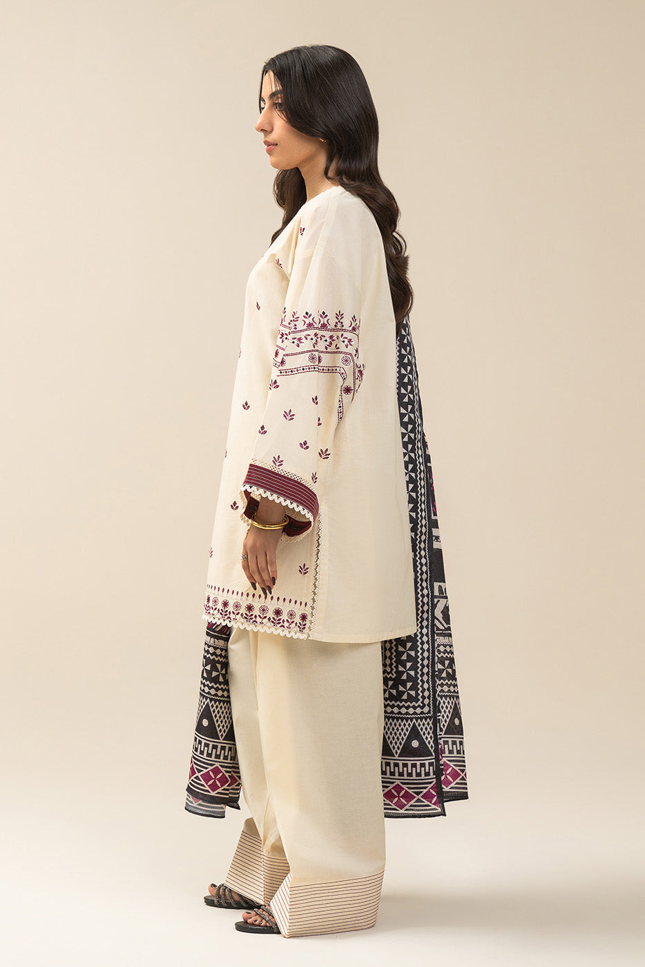 3 PIECE EMBROIDERED LAWN SUIT-TRIBAL TWIST (UNSTITCHED)