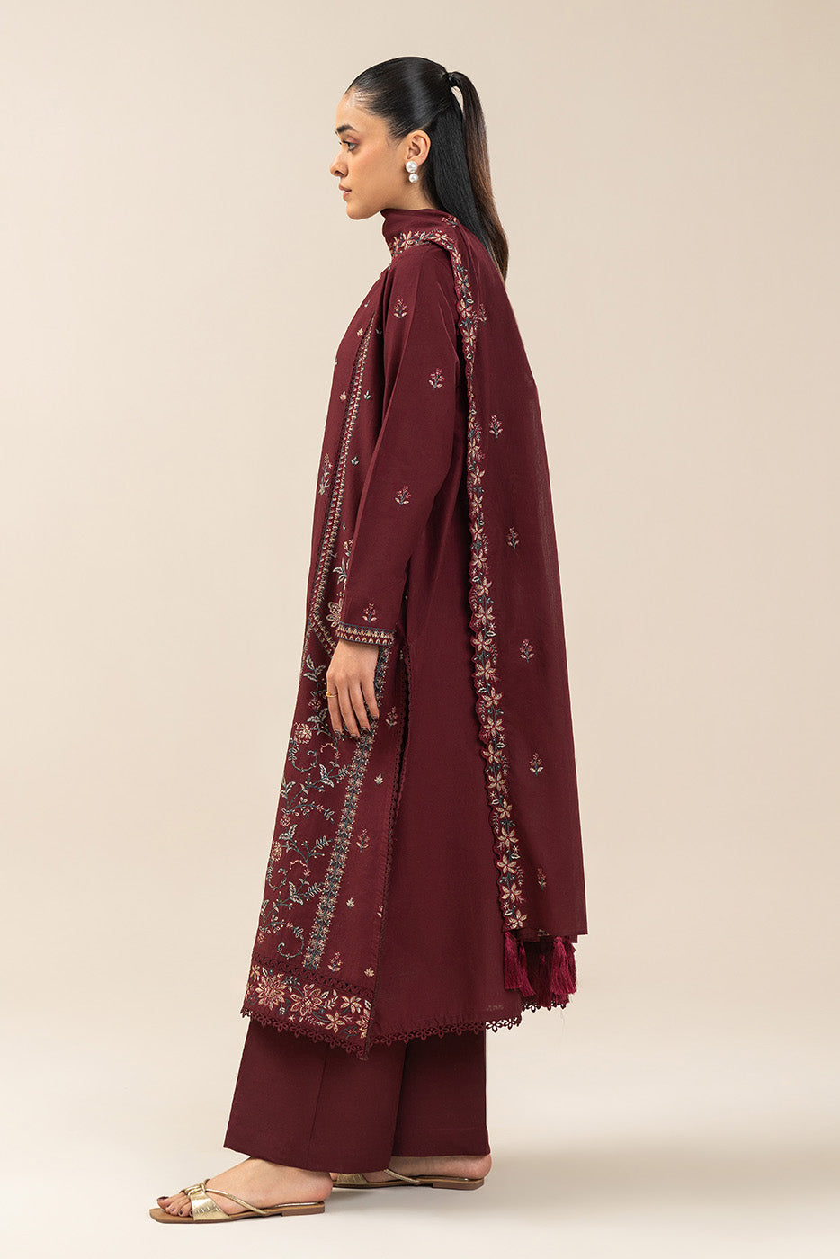 3 PIECE EMBROIDERED LAWN SUIT-MERLOT MISO (UNSTITCHED)