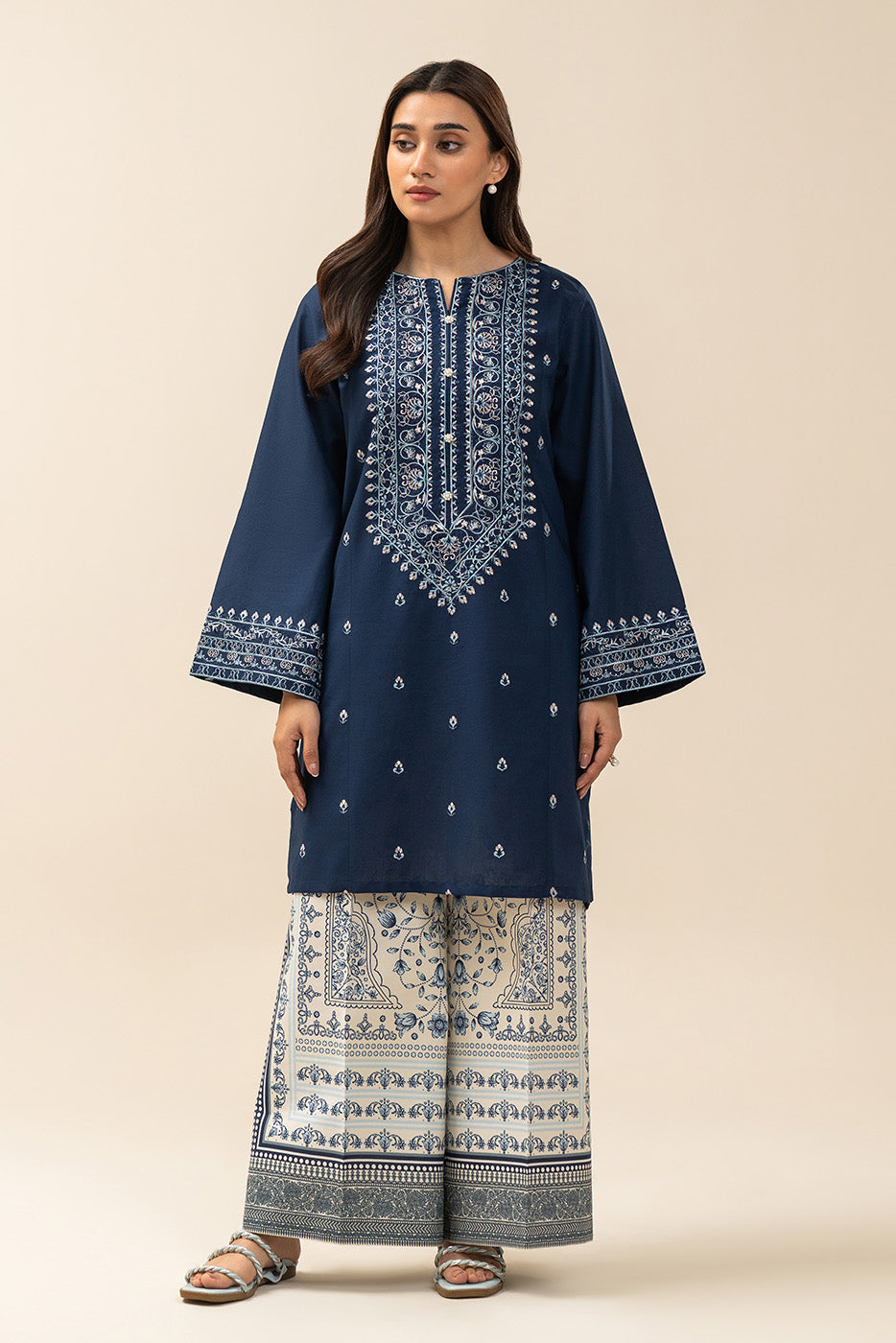 2 PIECE EMBROIDERED LAWN SUIT-NAVY SPRUCE (UNSTITCHED)