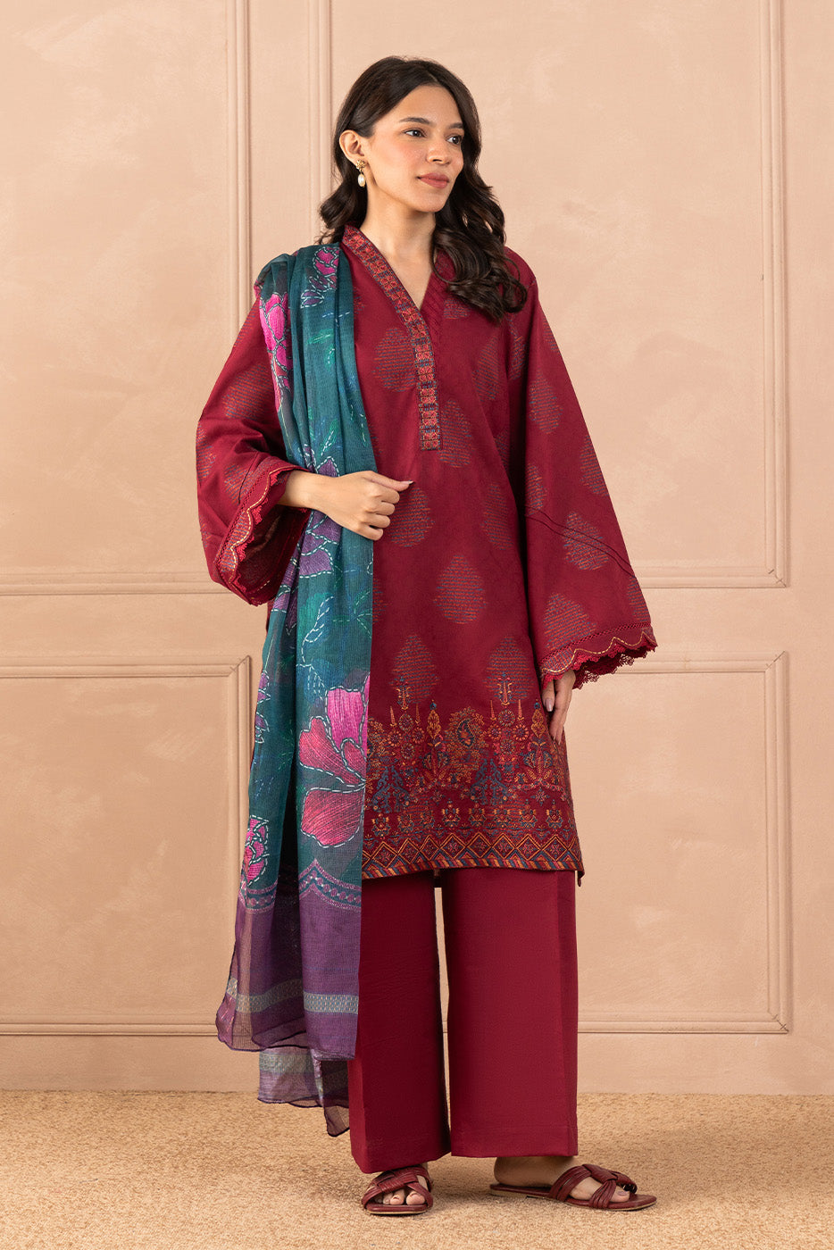 3 PIECE EMBROIDERED  REVERSE JACQUARD SUIT-FUSCHIA DREAM (UNSTITCHED)