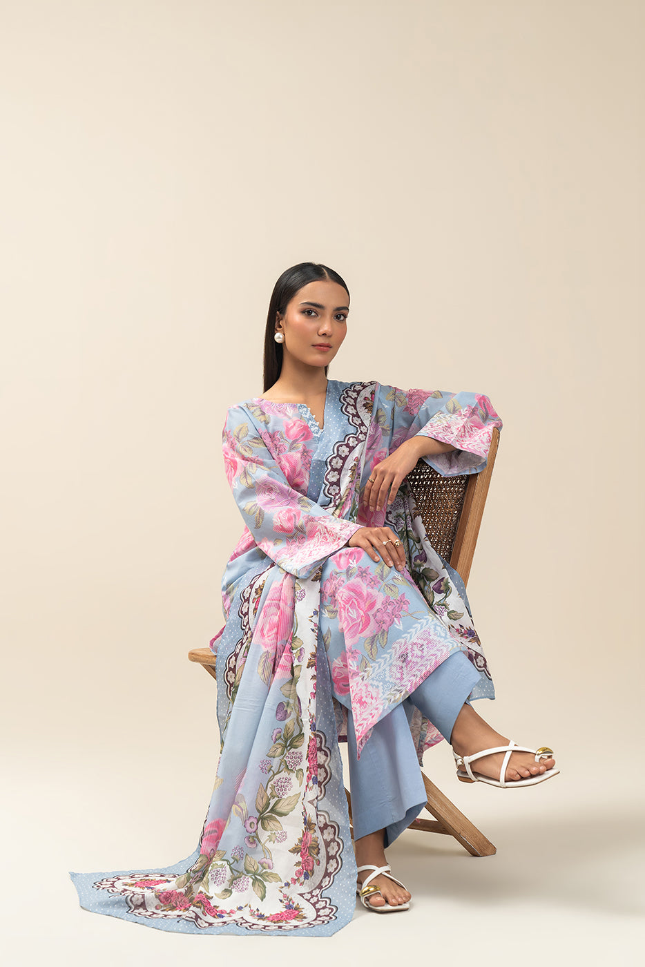 3 PIECE PRINTED LAWN SUIT-ROSETTE HEM (UNSTITCHED)
