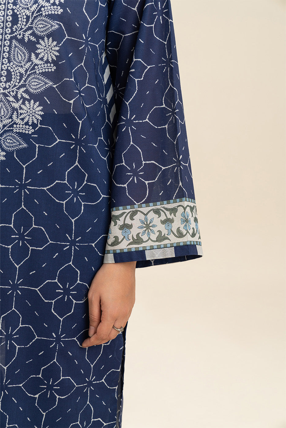 3 PIECE PRINTED LAWN SUIT-AZURE GRACE (UNSTITCHED)