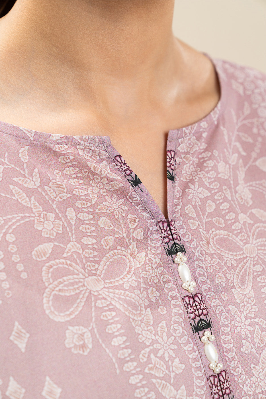 3 PIECE PRINTED LAWN SUIT-FLORET DUSK (UNSTITCHED)