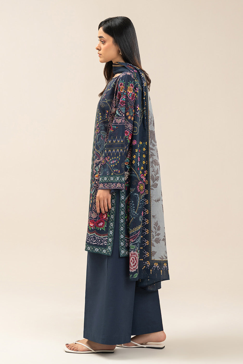 3 PIECE PRINTED LAWN SUIT-ECLECTIC ROSE (UNSTITCHED)