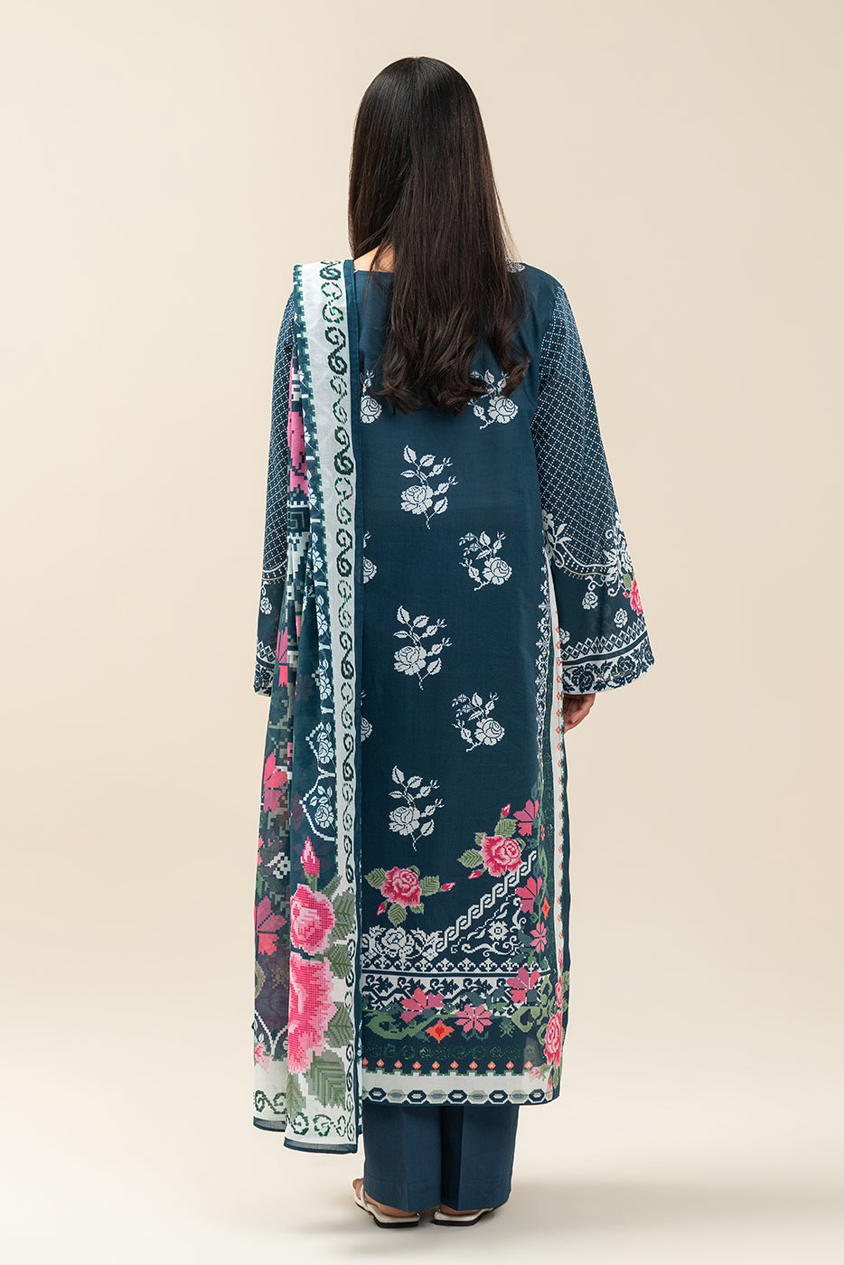 3 PIECE PRINTED LAWN SUIT-AEGEAN BLUE (UNSTITCHED)