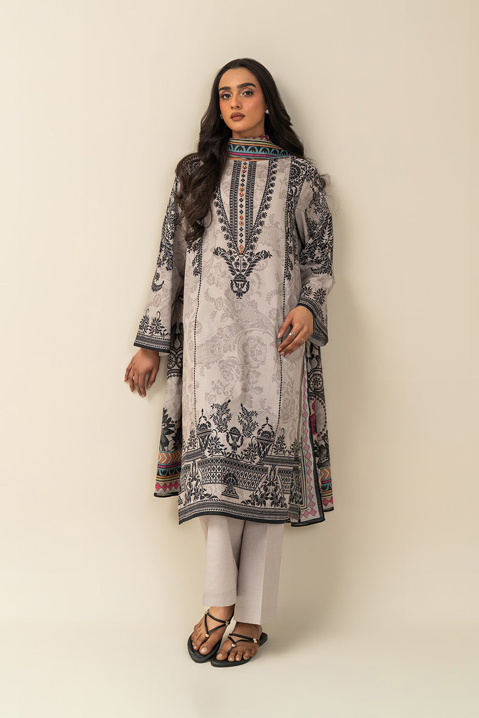 3 PIECE PRINTED LAWN SUIT-DAMASK DECOR (UNSTITCHED)