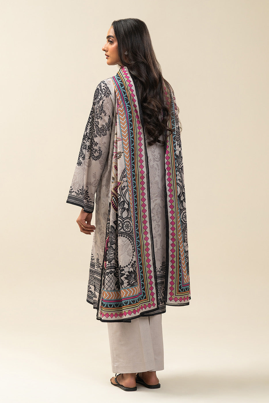 3 PIECE PRINTED LAWN SUIT-DAMASK DECOR (UNSTITCHED)