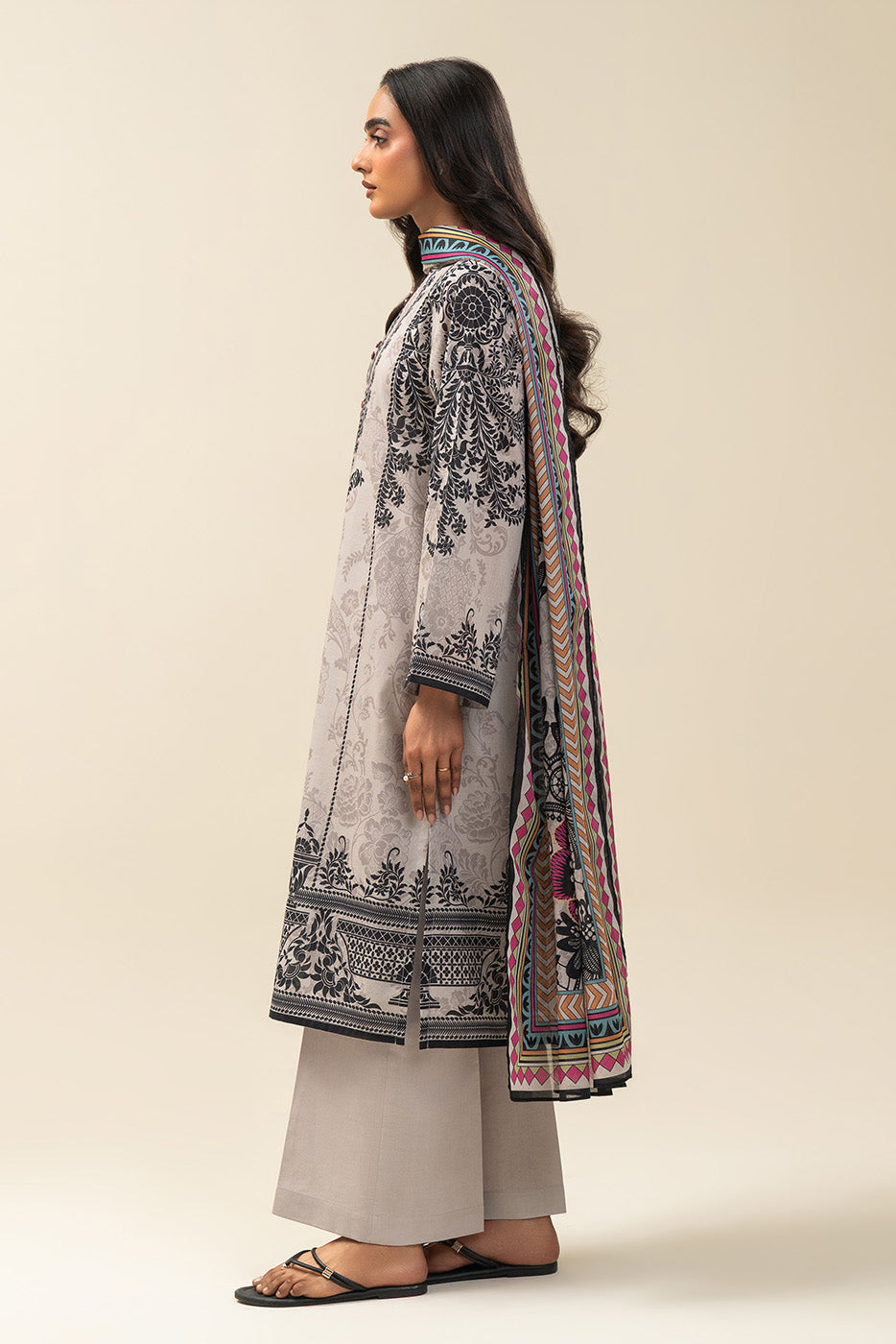 3 PIECE PRINTED LAWN SUIT-DAMASK DECOR (UNSTITCHED)