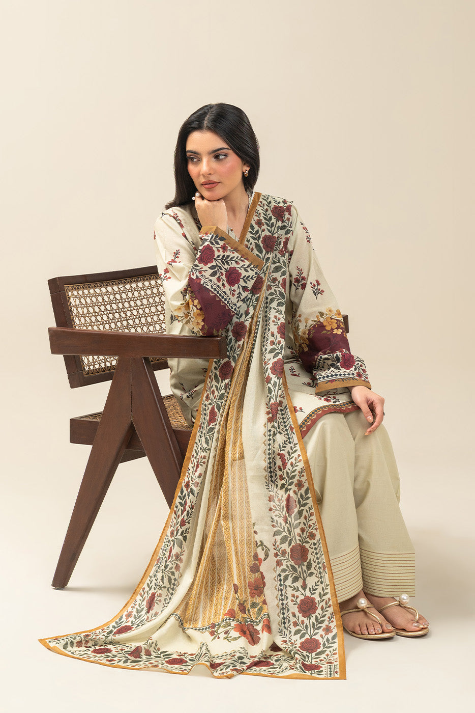 3 PIECE PRINTED LAWN SUIT-SMOKE ROSE (UNSTITCHED)