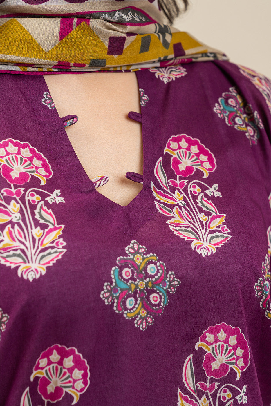 3 PIECE PRINTED LAWN SUIT-PLUM WHISPER (UNSTITCHED)