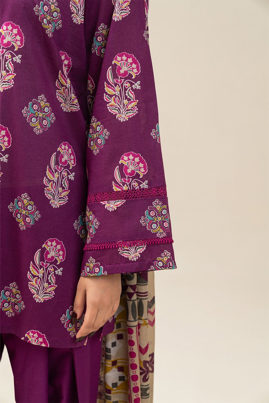 3 PIECE PRINTED LAWN SUIT-PLUM WHISPER (UNSTITCHED)