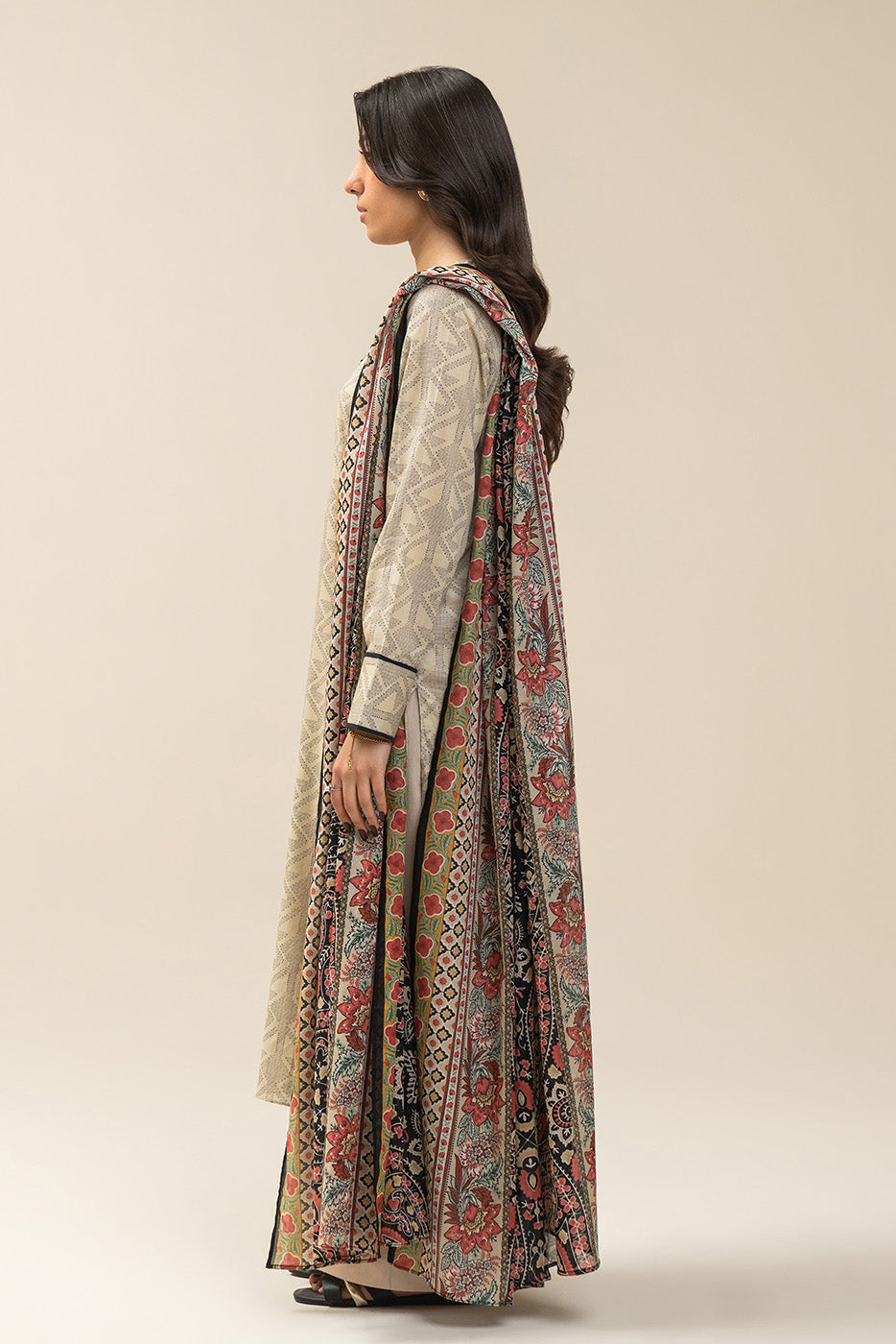 3 PIECE PRINTED LAWN SUIT-LUNAR GRACE (UNSTITCHED)