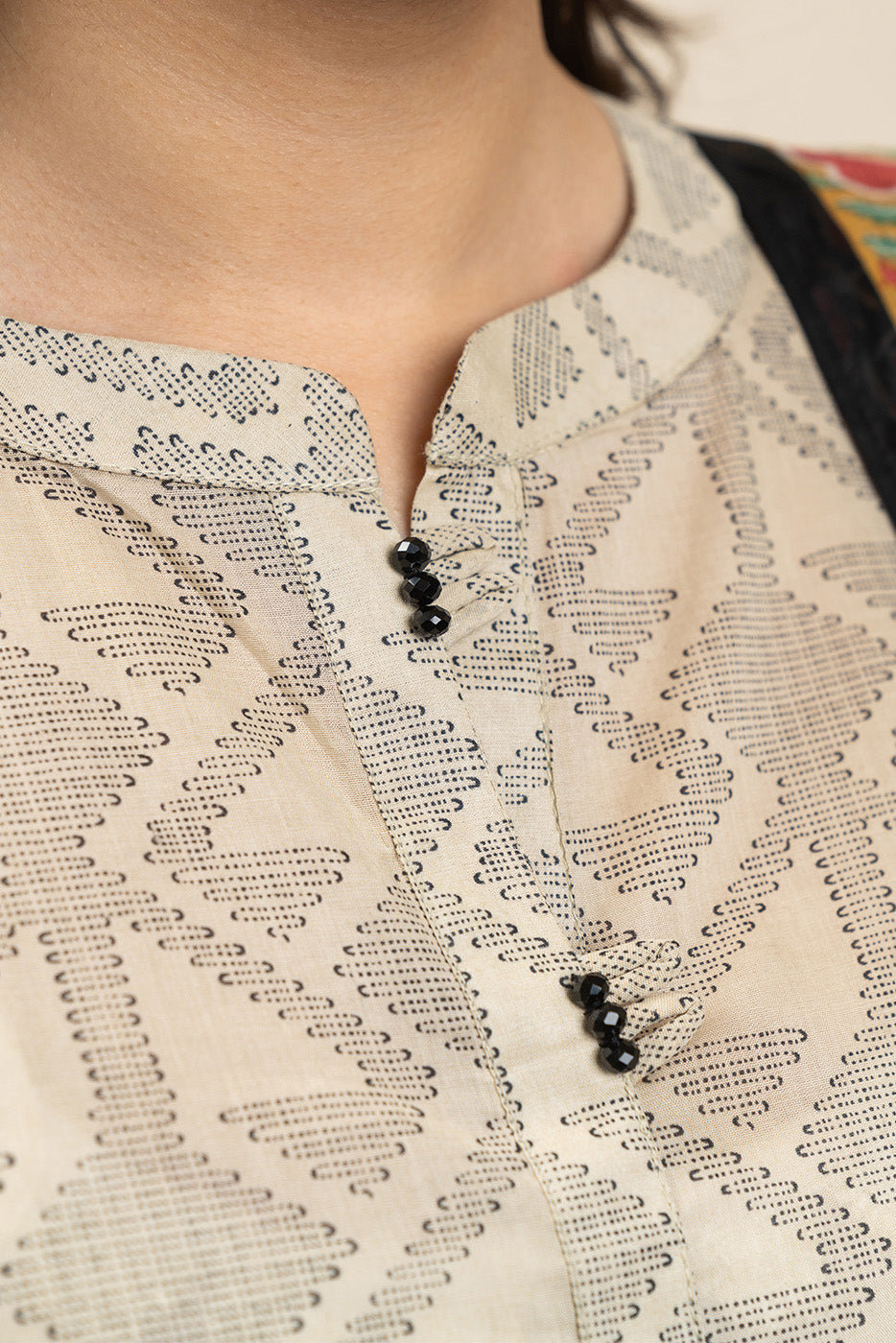 3 PIECE PRINTED LAWN SUIT-LUNAR GRACE (UNSTITCHED)