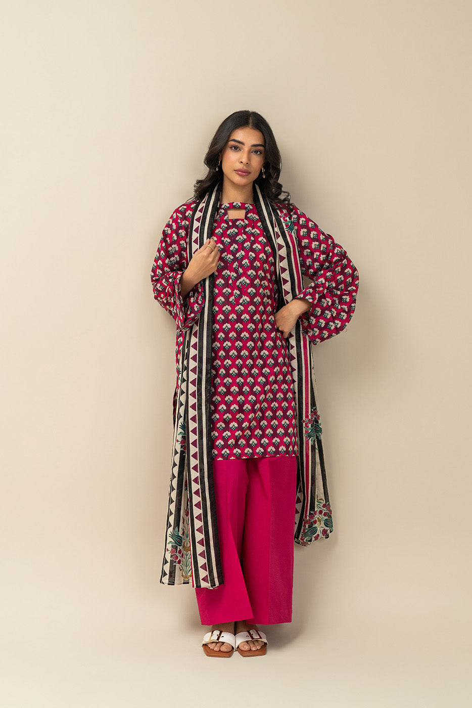 3 PIECE PRINTED LAWN SUIT-PINK COSMOS (UNSTITCHED)