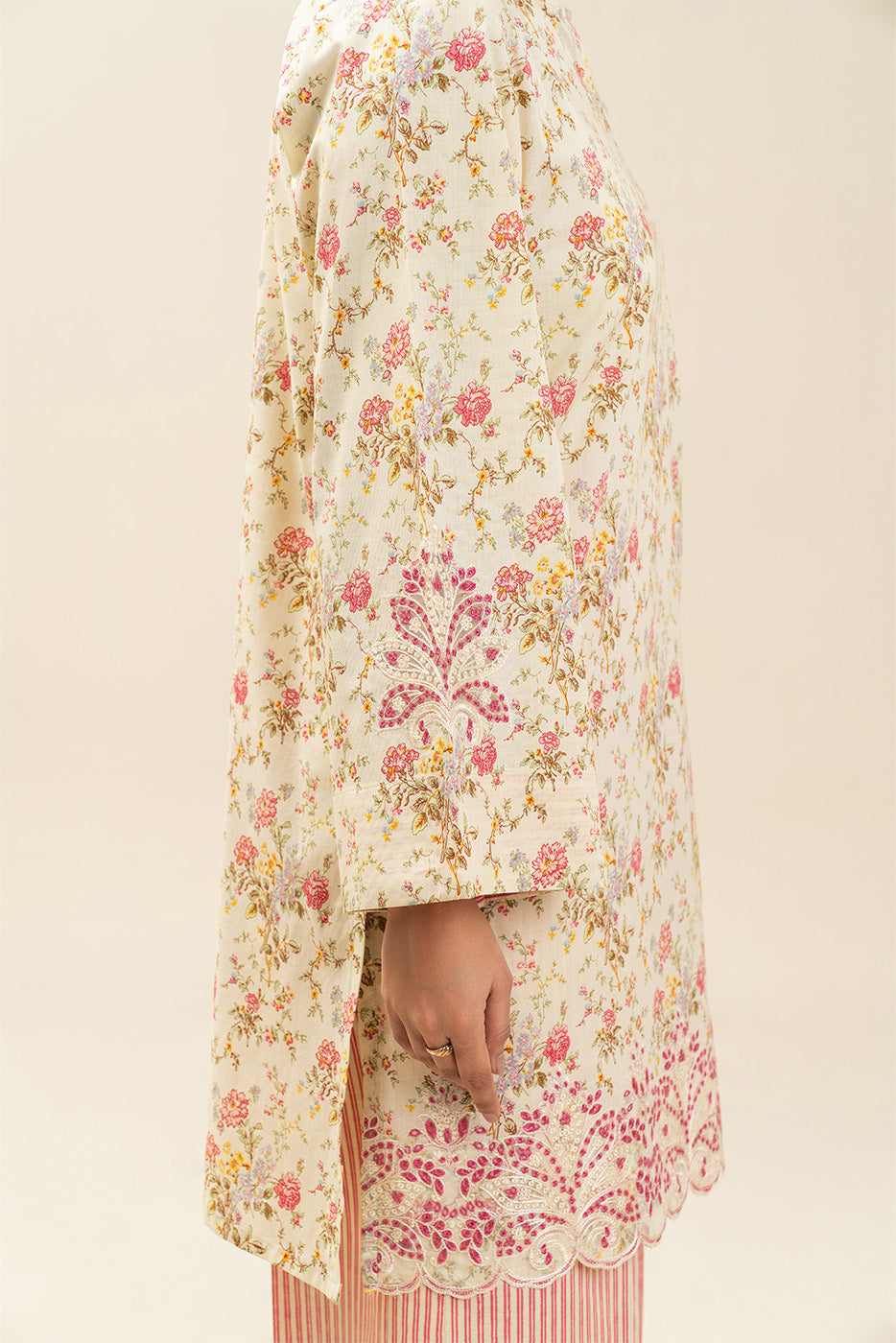 2 PIECE EMBROIDERED LAWN SUIT-FLORAL SORBET (UNSTITCHED)