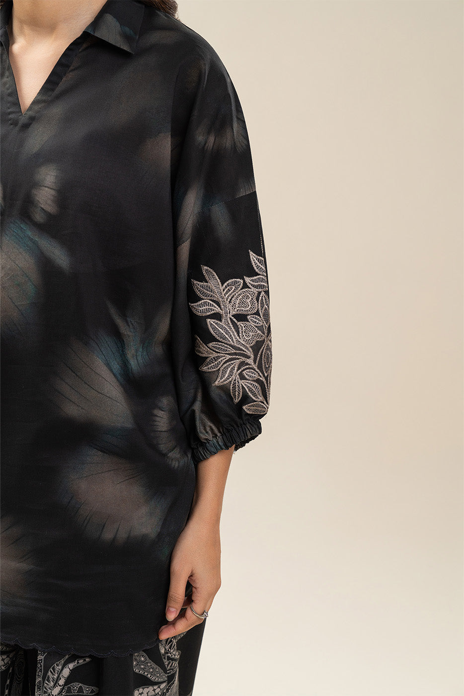 2 PIECE EMBROIDERED LAWN SUIT-FLORAL REVERIE SUIT