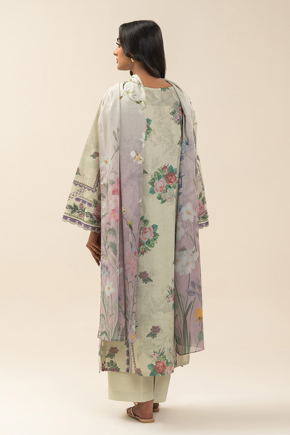 3 PIECE EMBROIDERED LAWN SUIT-FLORET GEM (UNSTITCHED)