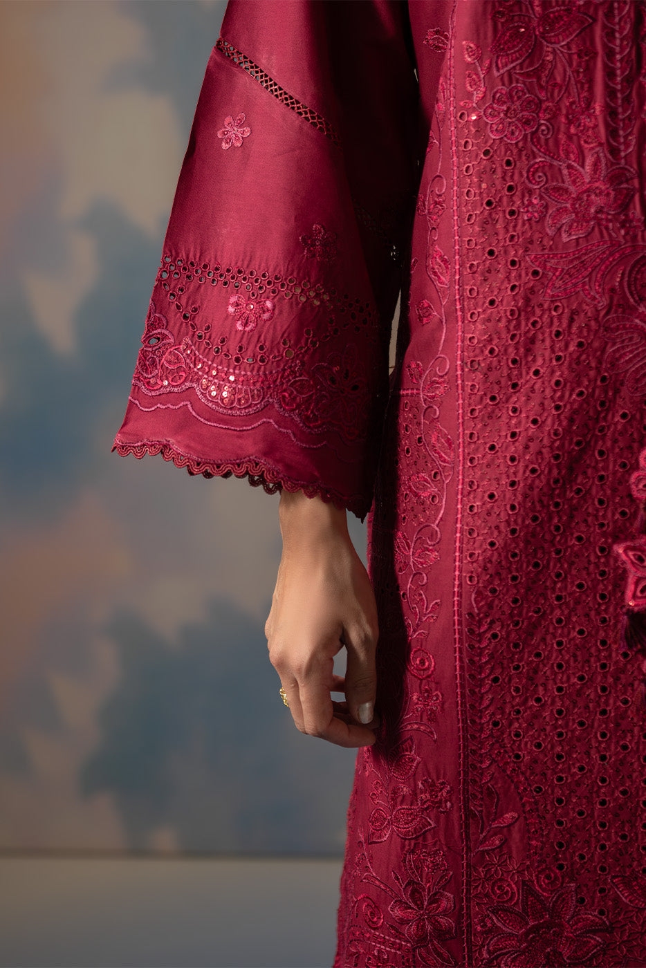 3 PIECE EMBROIDERED LAWN SUIT-CRIMSON CORE (UNSTITCHED)