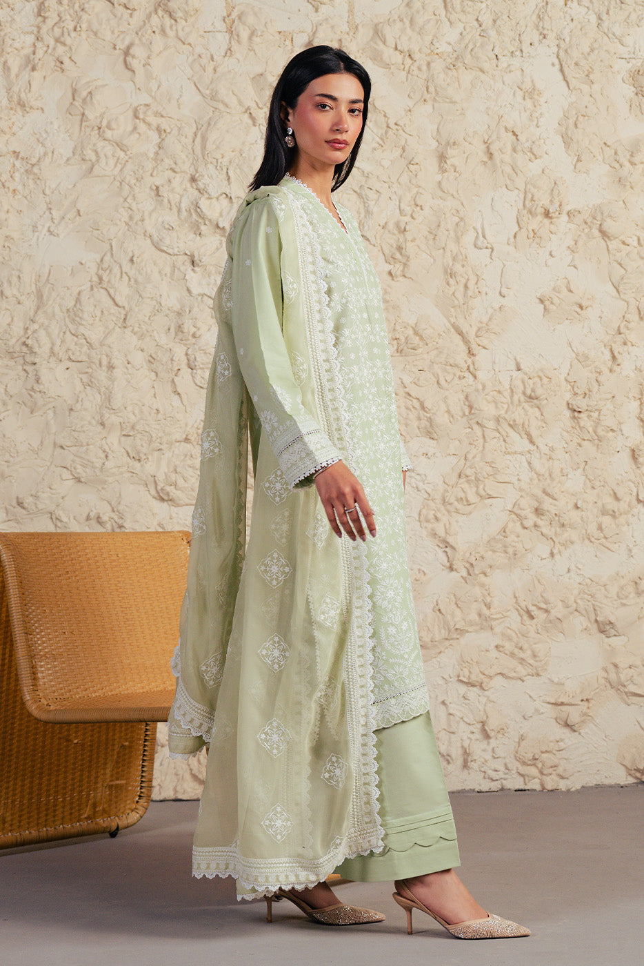 3 PIECE EMBROIDERED LAWN SUIT-MINT FROST (UNSTITCHED)