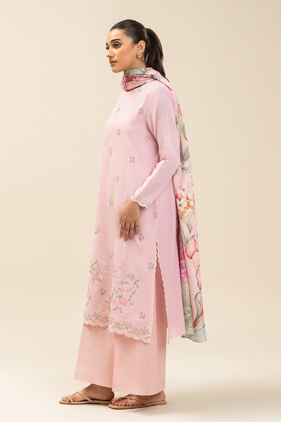 3 PIECE EMBROIDERED  TEXTURED LAWN SUIT-CORSAGE (UNSTITCHED)