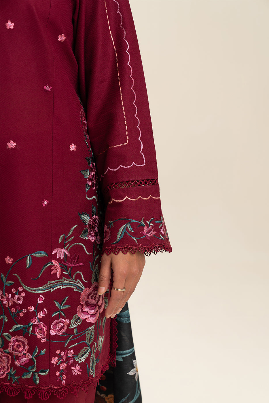 3 PIECE EMBROIDERED  TEXTURED LAWN SUIT-GARNET GRACE (UNSTITCHED)