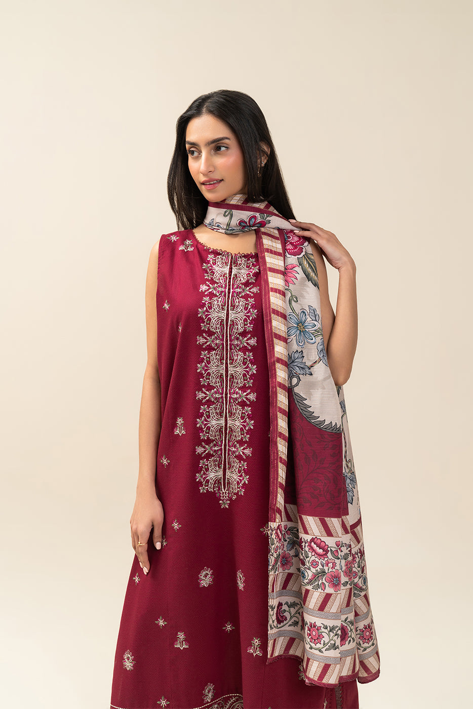 3 PIECE EMBROIDERED  TEXTURED LAWN SUIT-ROUGE MAJESTY (UNSTITCHED)