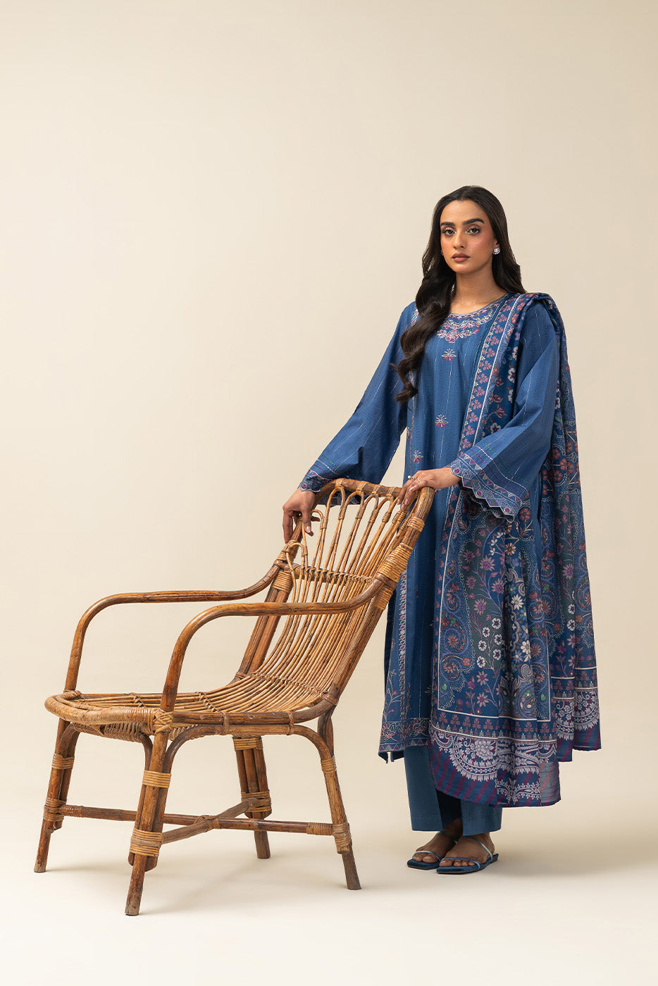 3 PIECE EMBROIDERED  TEXTURED LAWN SUIT-FLORAL TOPAZ (UNSTITCHED)