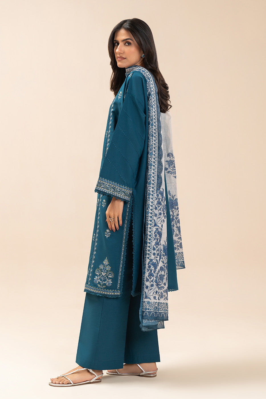 3 PIECE EMBROIDERED LAWN SUIT-OCEANIC LUXE (UNSTITCHED)