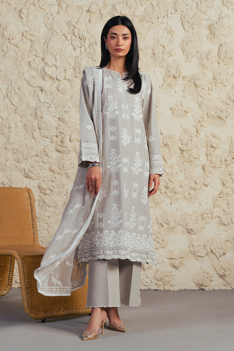 3 PIECE EMBROIDERED LAWN SUIT-GREY GRANITE (UNSTITCHED)