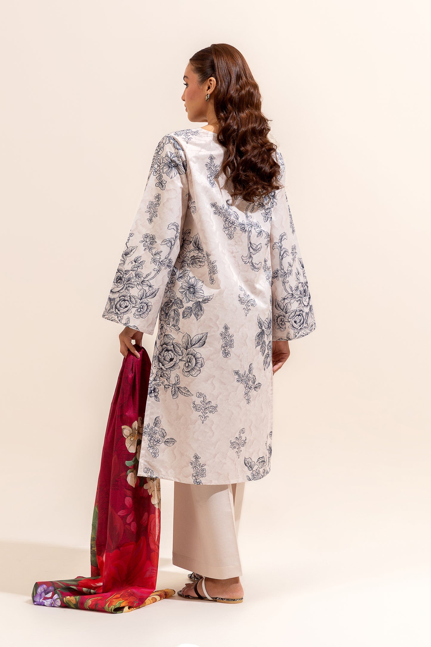 3 PIECE PRINTED LAWN SUITS