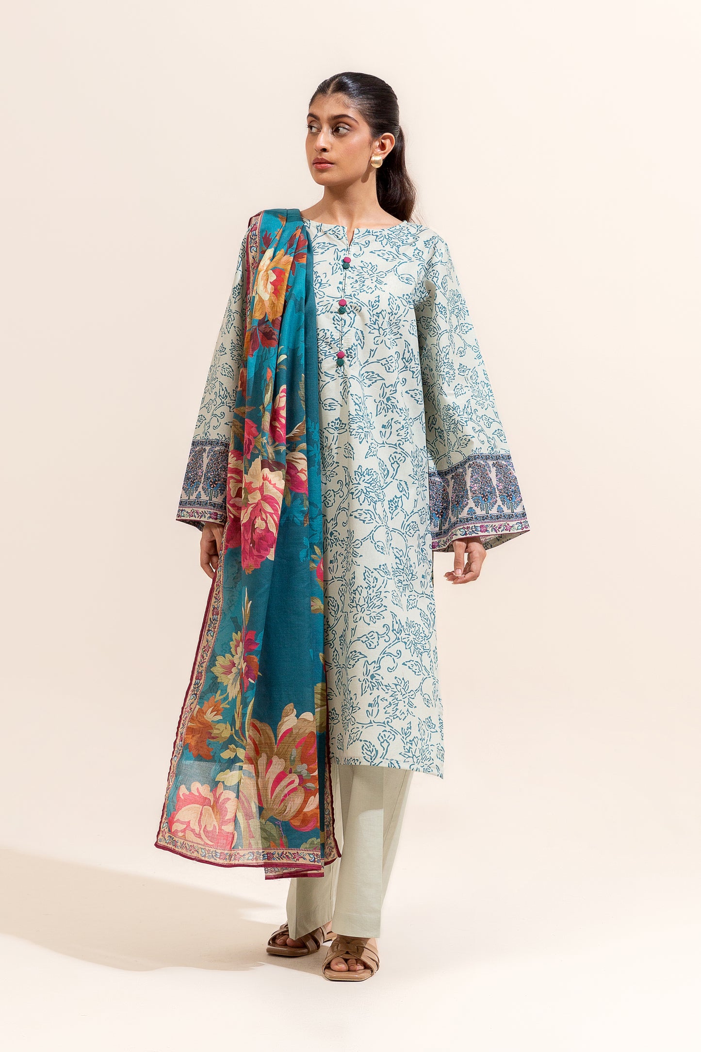 3 PIECE PRINTED LAWN SUITS