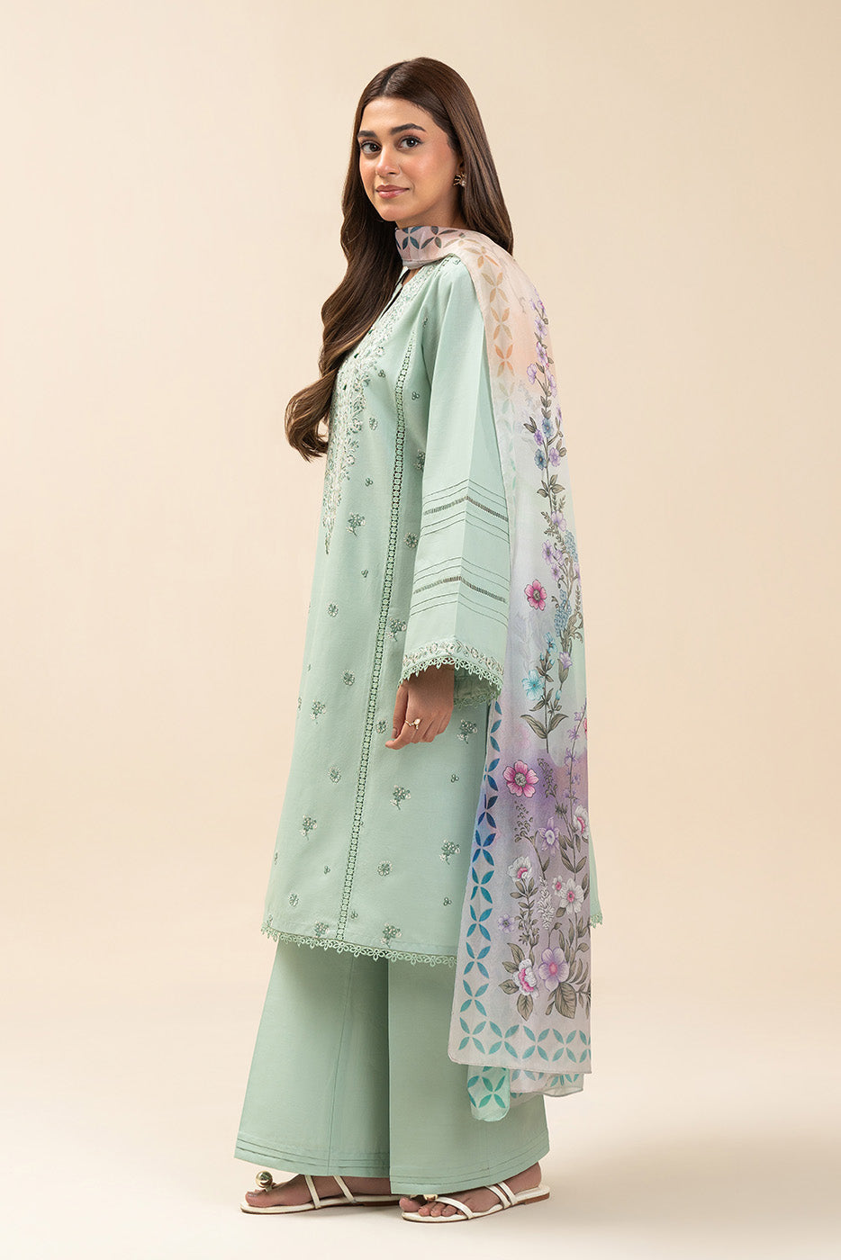 2 PIECE EMBROIDERED LAWN SUIT-MINTY GARDEN (UNSTITCHED)