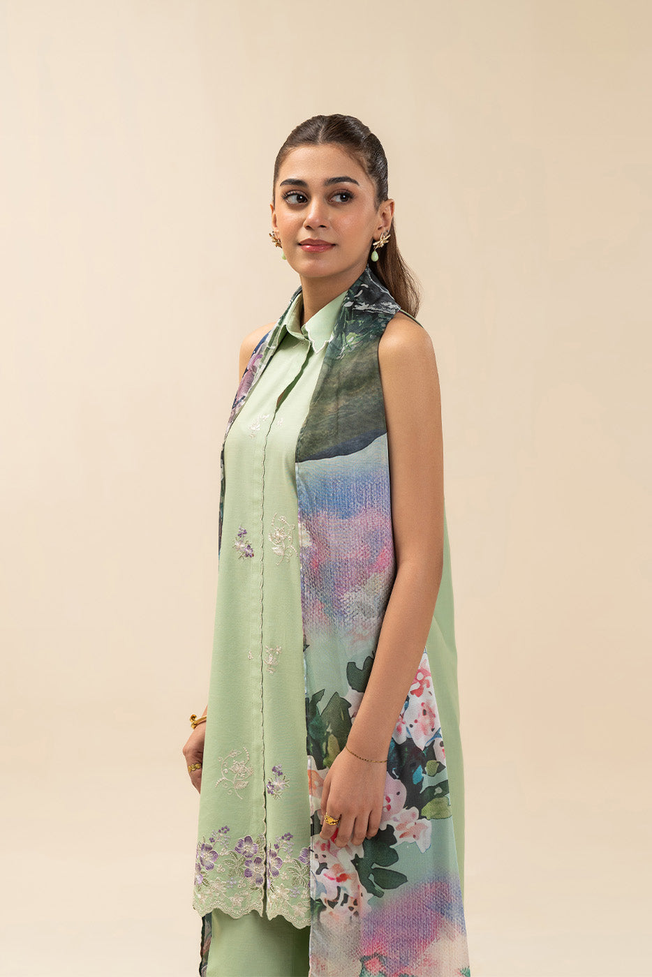 2 PIECE EMBROIDERED LAWN SUIT-RIVULET ZEAL (UNSTITCHED)