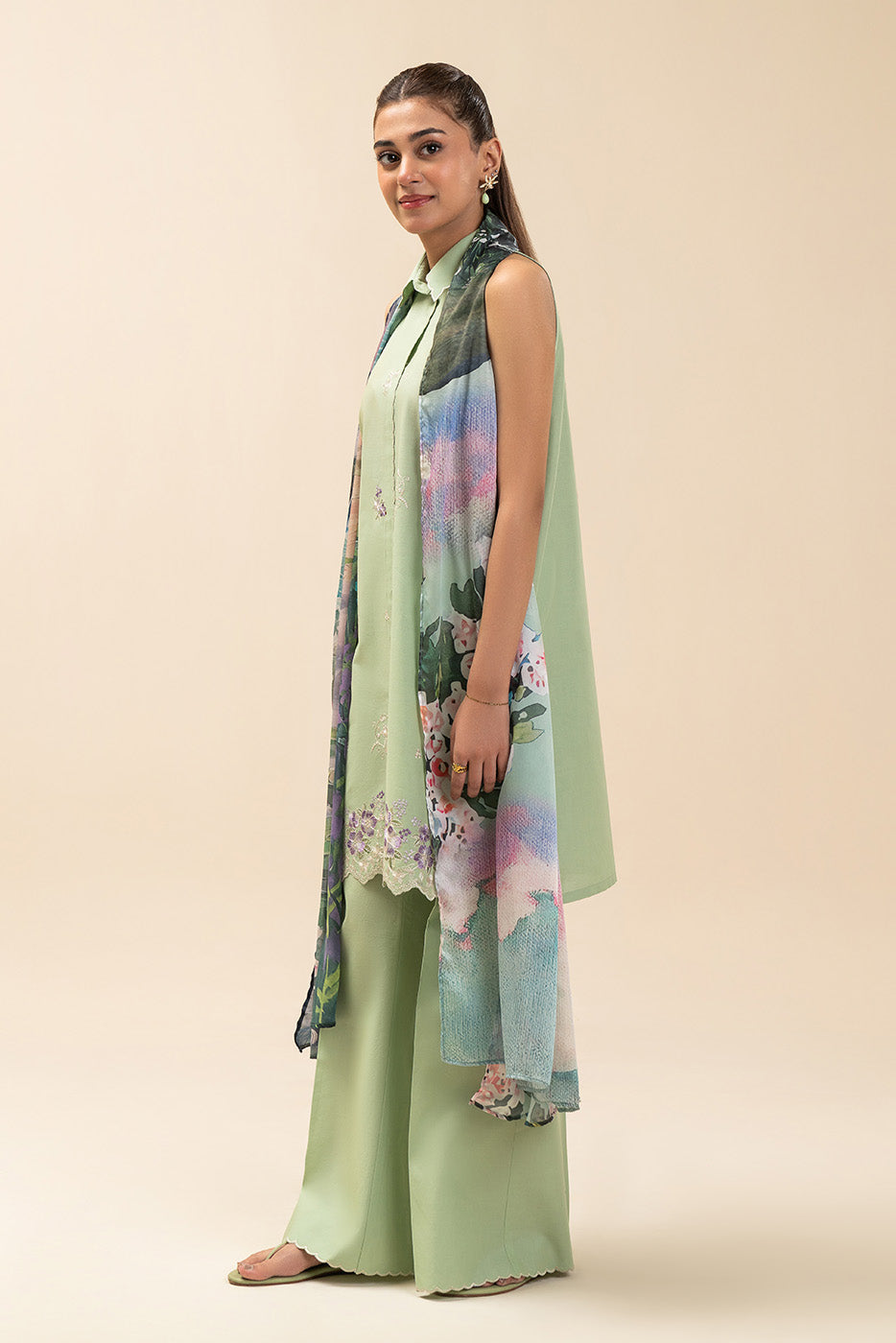 2 PIECE EMBROIDERED LAWN SUIT-RIVULET ZEAL (UNSTITCHED)