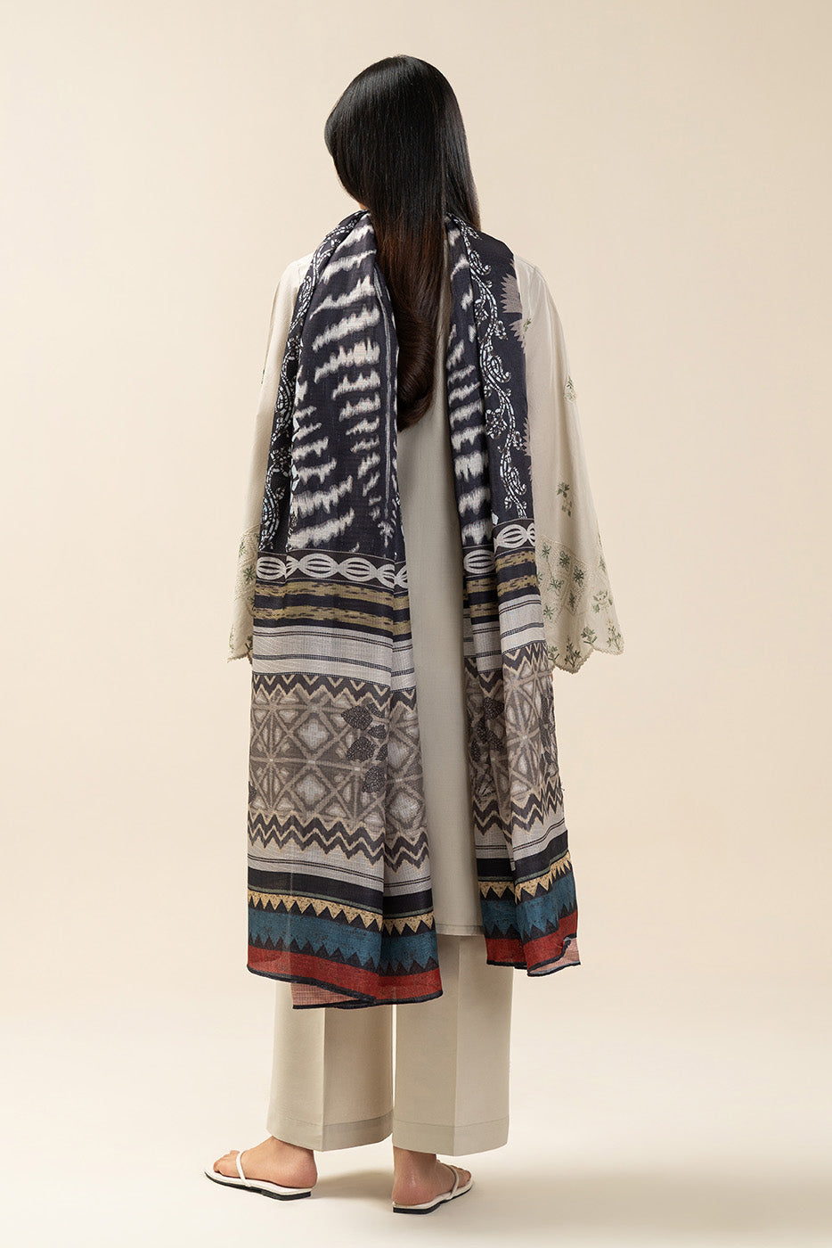 3 PIECE EMBROIDERED LAWN SUIT-OYSTER BUD (UNSTITCHED)