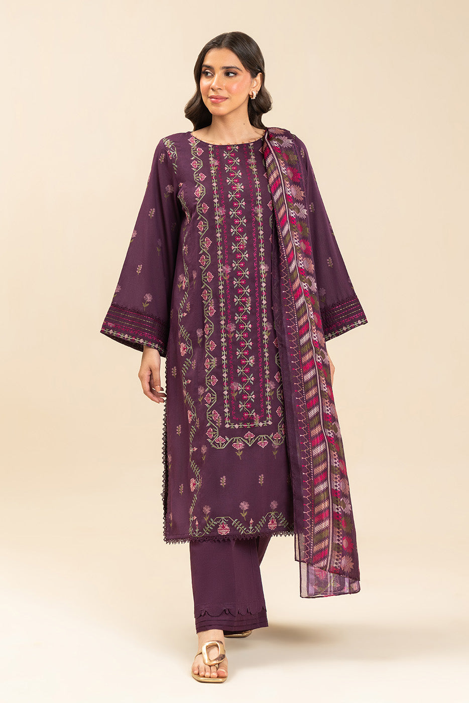 3 PIECE EMBROIDERED LAWN SUIT-AMETHYST BLOOM (UNSTITCHED)
