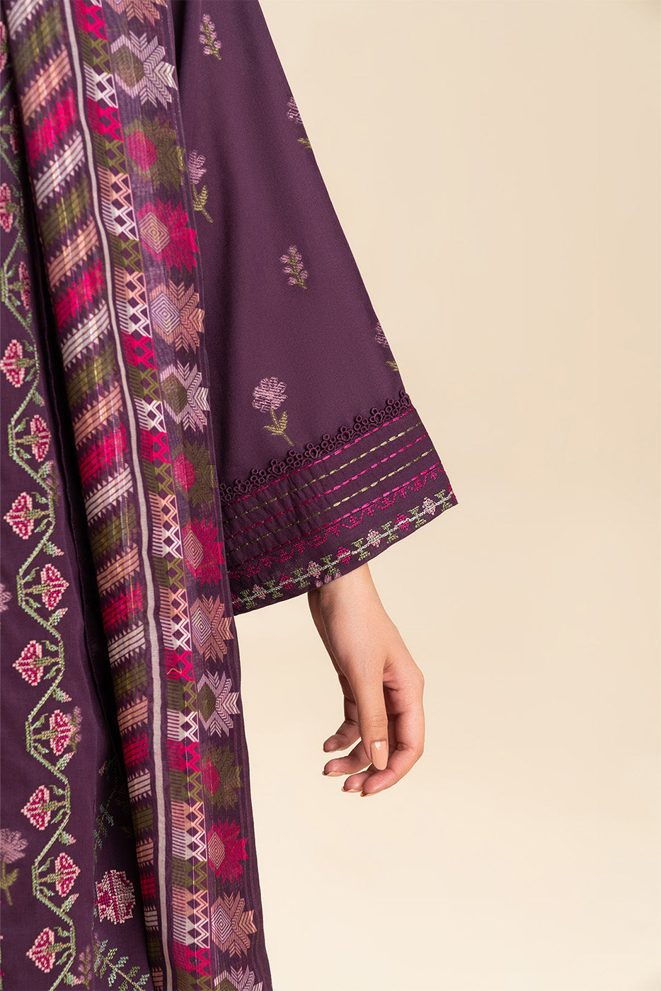 3 PIECE EMBROIDERED LAWN SUIT-AMETHYST BLOOM (UNSTITCHED)