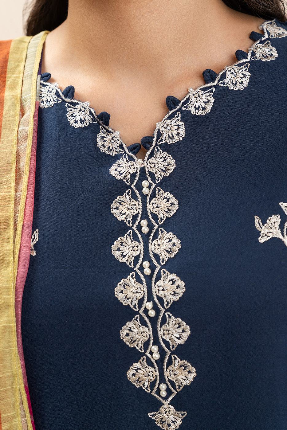 3 PIECE EMBROIDERED LAWN SUIT-STELLAR BLOOM (UNSTITCHED)