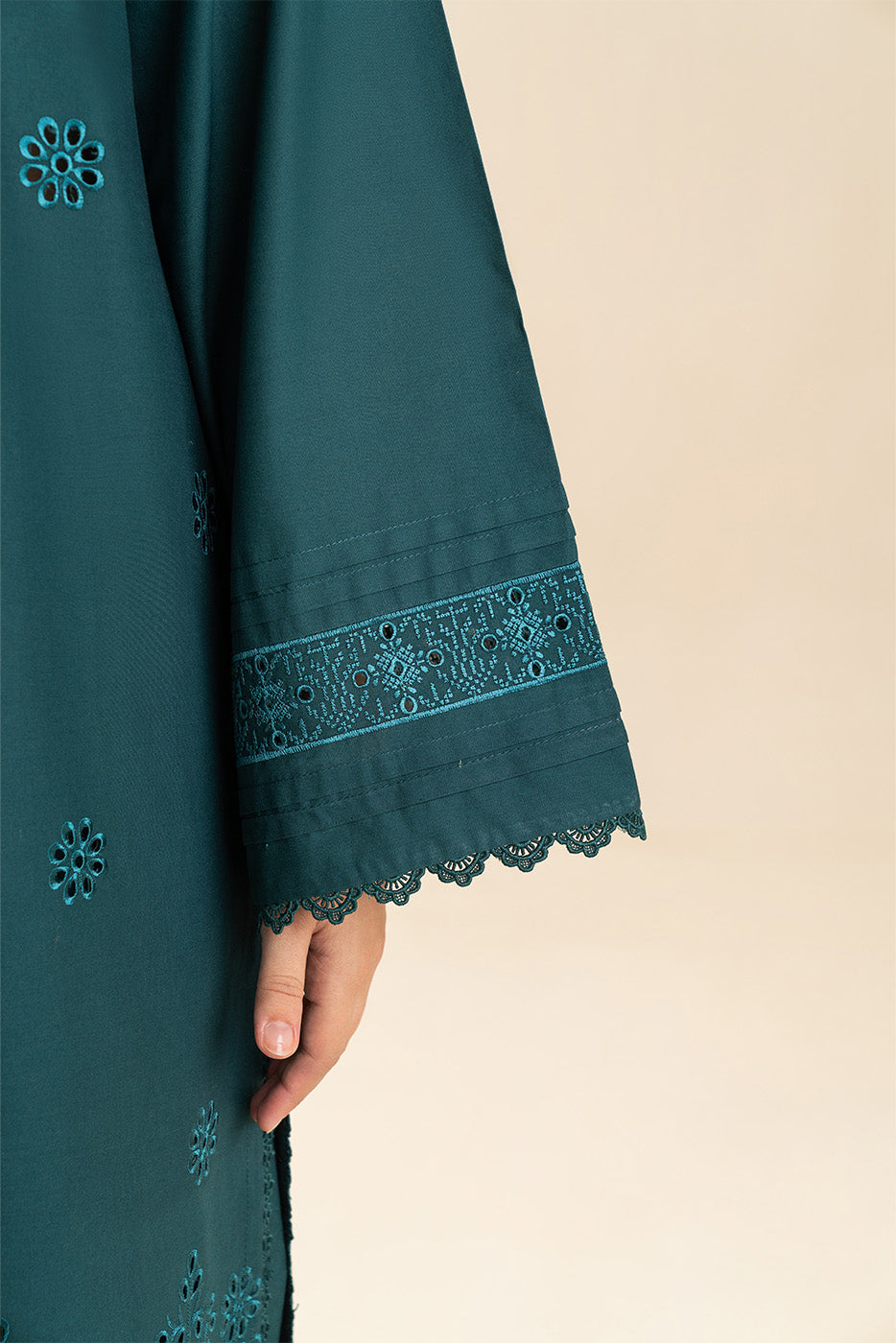 3 PIECE EMBROIDERED LAWN SUIT-PINE GROVE (UNSTITCHED)