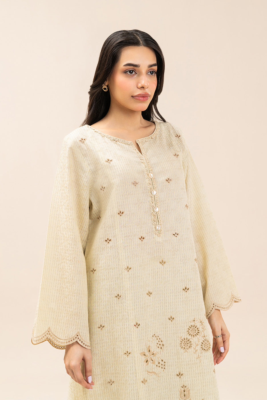 2 PIECE EMBROIDERED TEXTURED LAWN SUIT-PETAL WHISPER (UNSTITCHED)