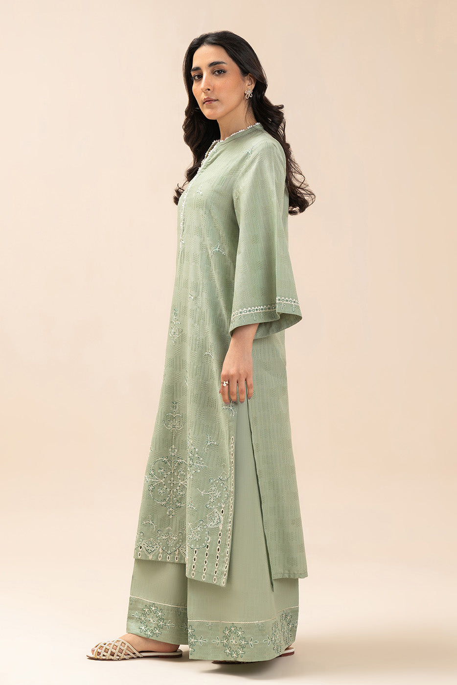 2 PIECE EMBROIDERED TEXTURED LAWN SUIT-WHIMSICAL SAGE (UNSTITCHED)