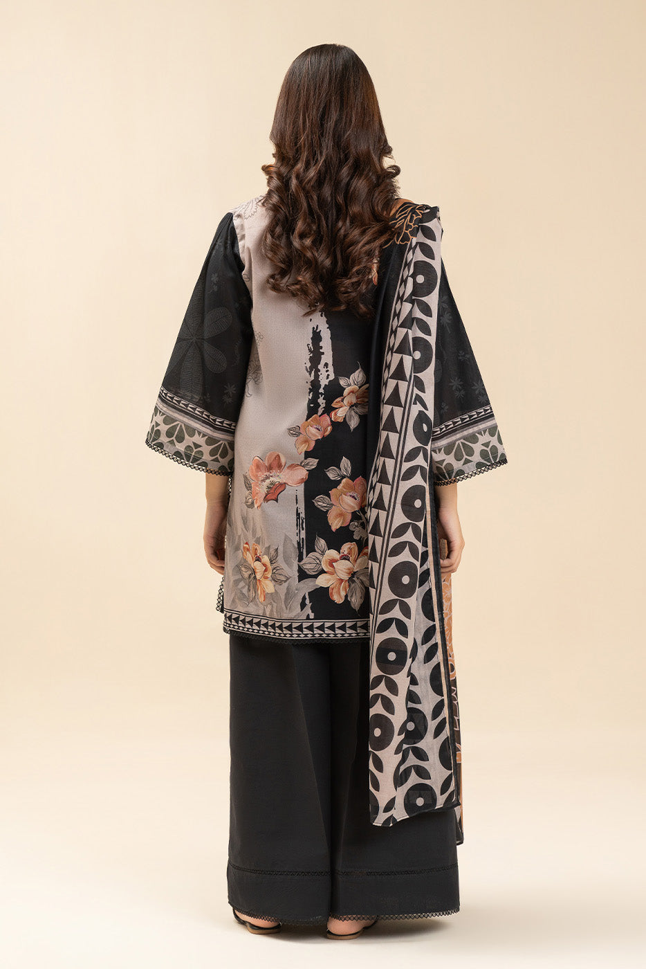 3 PIECE PRINTED LAWN SUIT-AXIS BLOOM (UNSTITCHED)