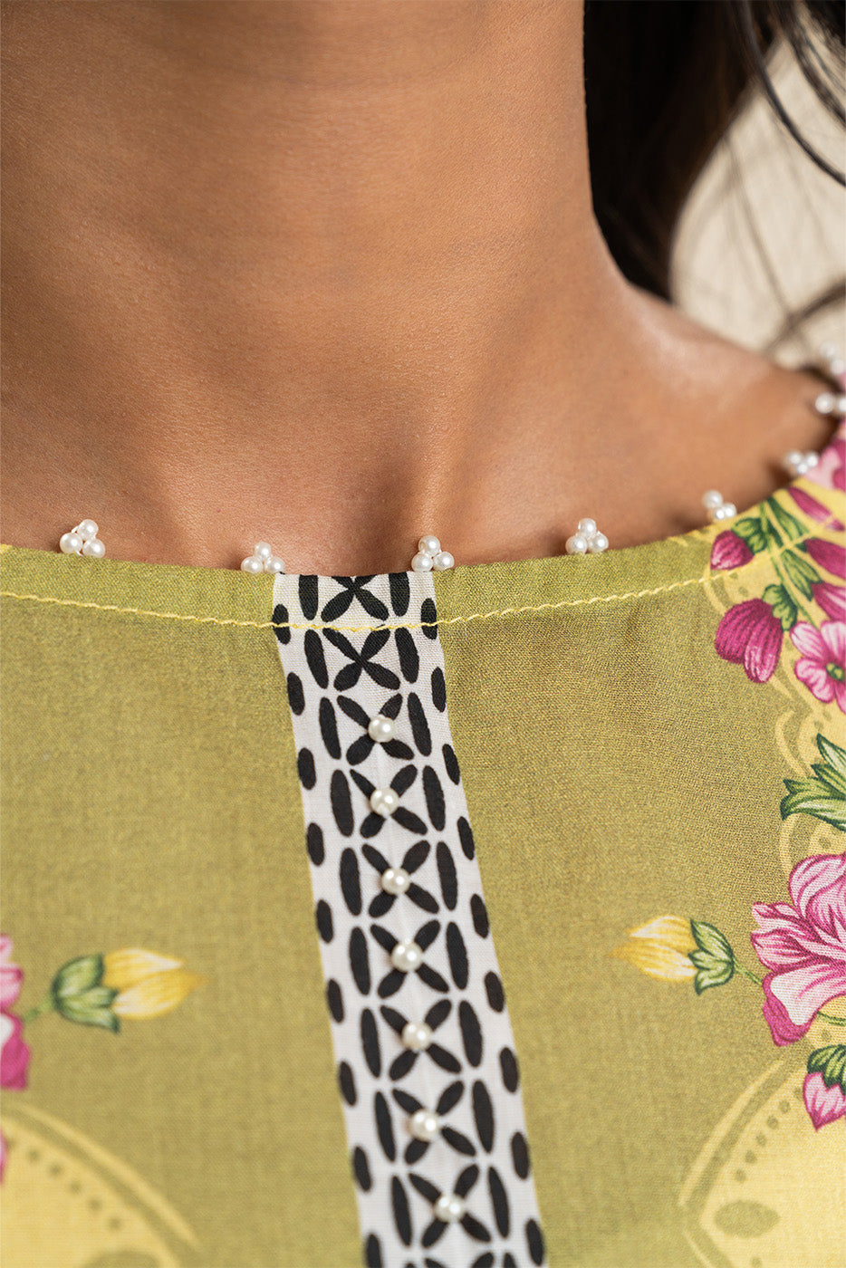 3 PIECE PRINTED LAWN SUIT-FROSTED LIME (UNSTITCHED)