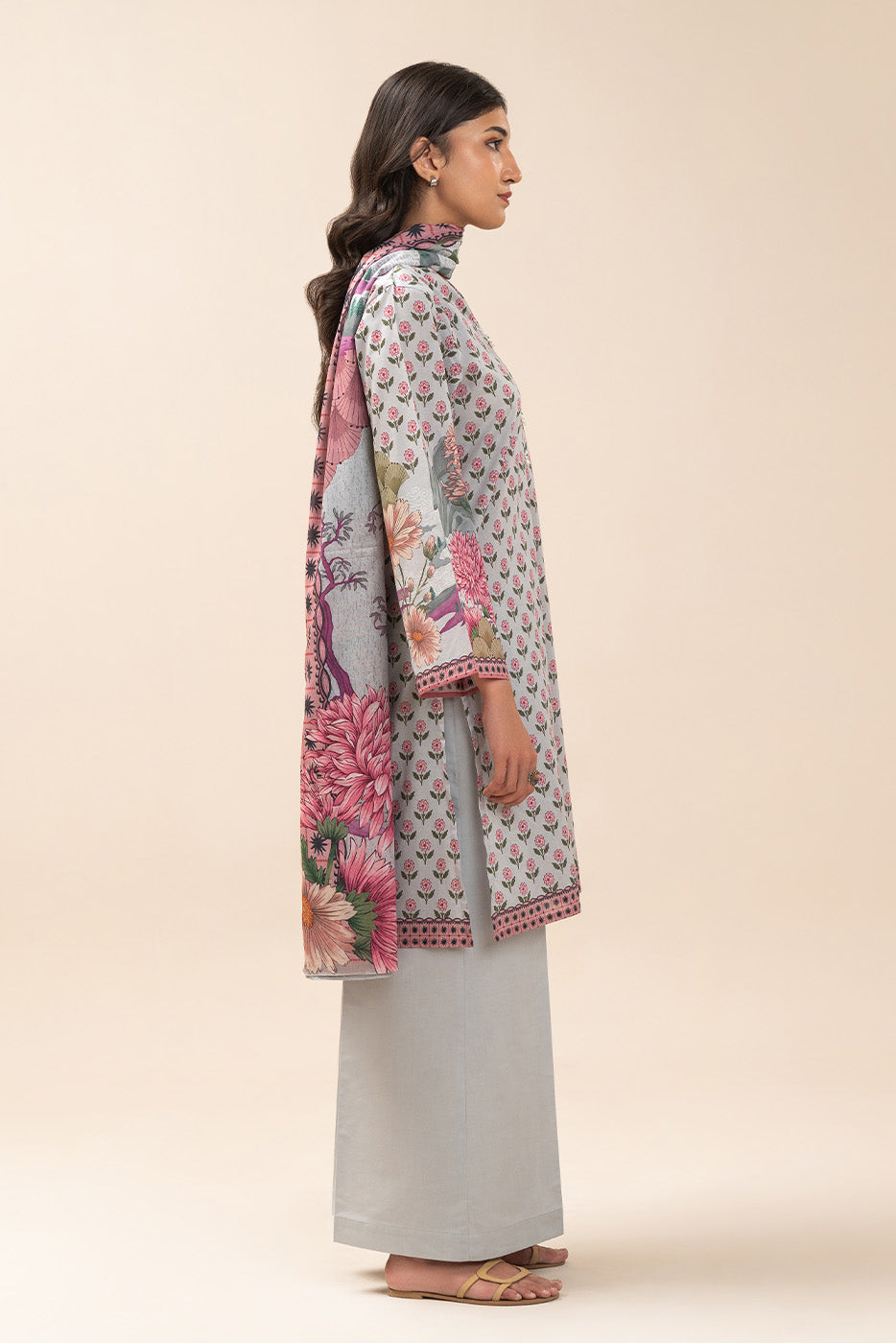 3 PIECE PRINT LAWN SUIT-SPLENDOUR GREY (UNSTITCHED)
