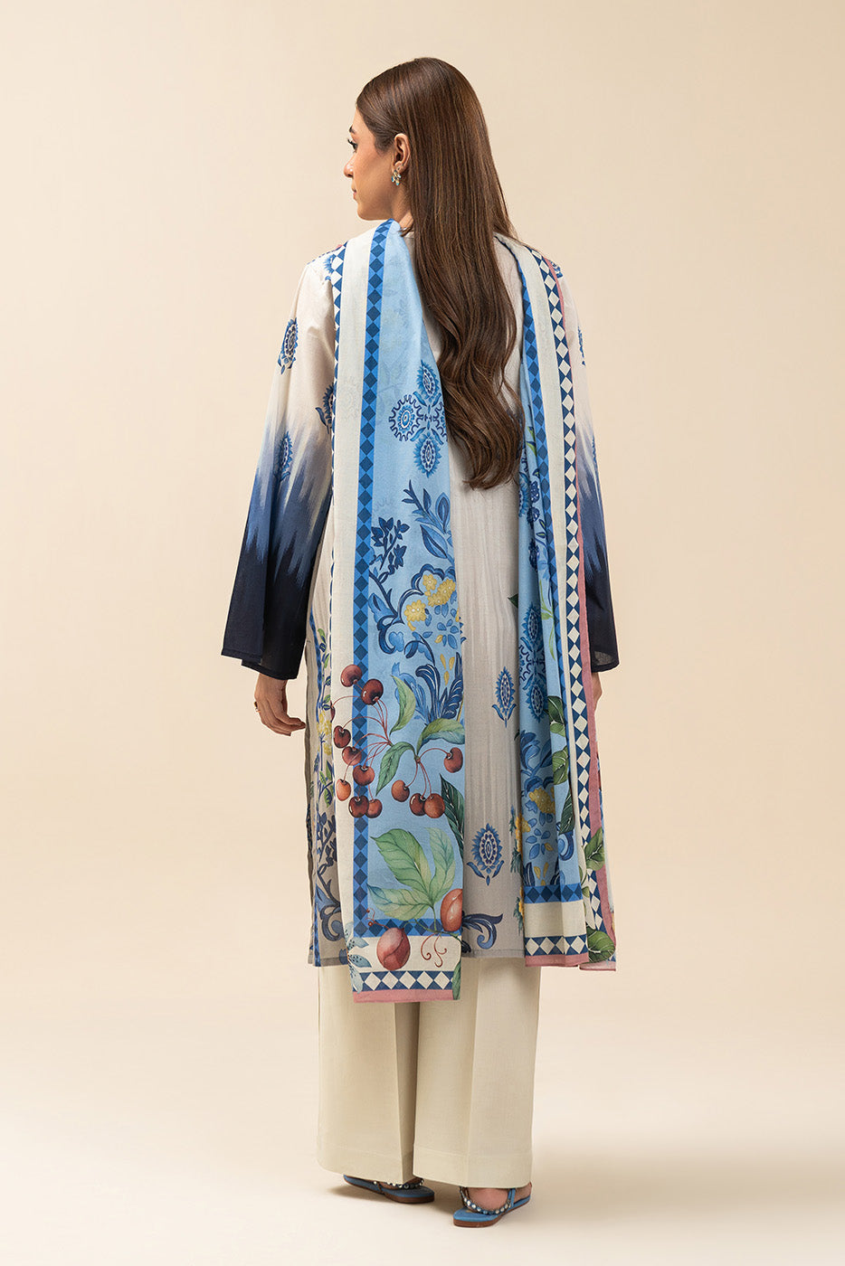 3 PIECE PRINTED LAWN SUIT-DAY MAGIC (UNSTITCHED)