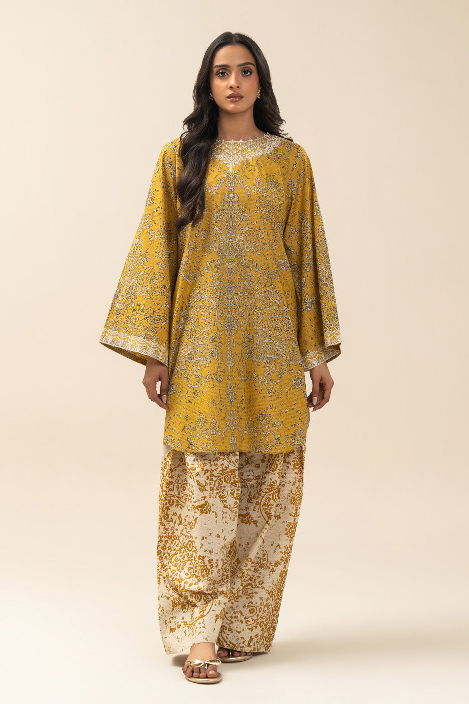 2 PIECE EMBROIDERED LAWN SUIT-AMBER IRIS (UNSTITCHED)