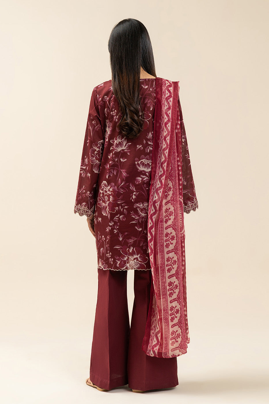 3 PIECE EMBROIDERED LAWN SUIT-SCARLET VINE (UNSTITCHED)