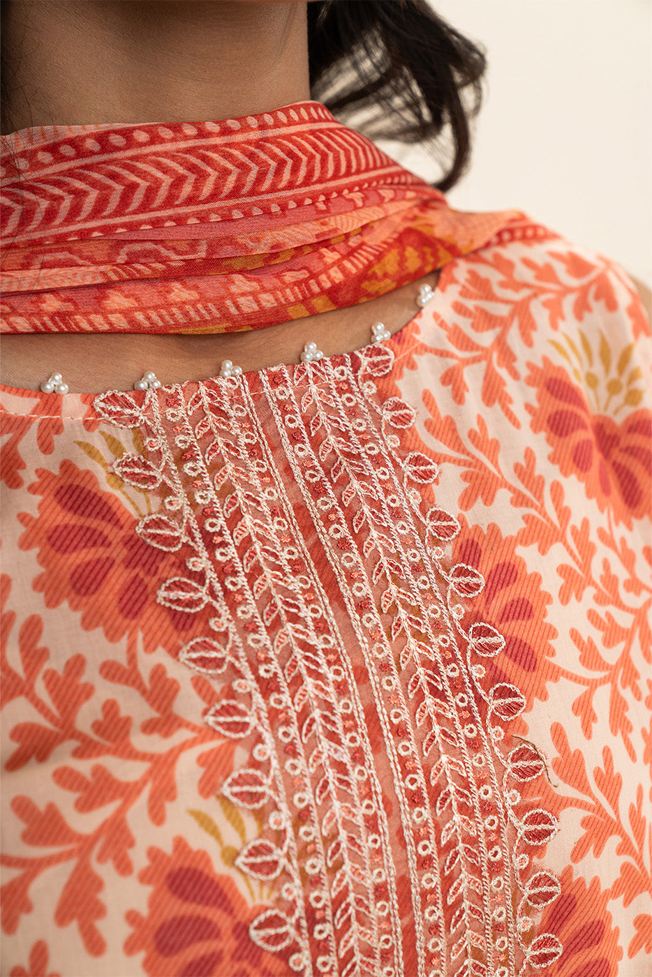 3 PIECE EMBROIDERED LAWN SUIT-CORAL JACQUARD (UNSTITCHED)